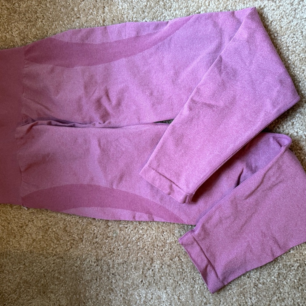 NVGTN leggings in pink size M